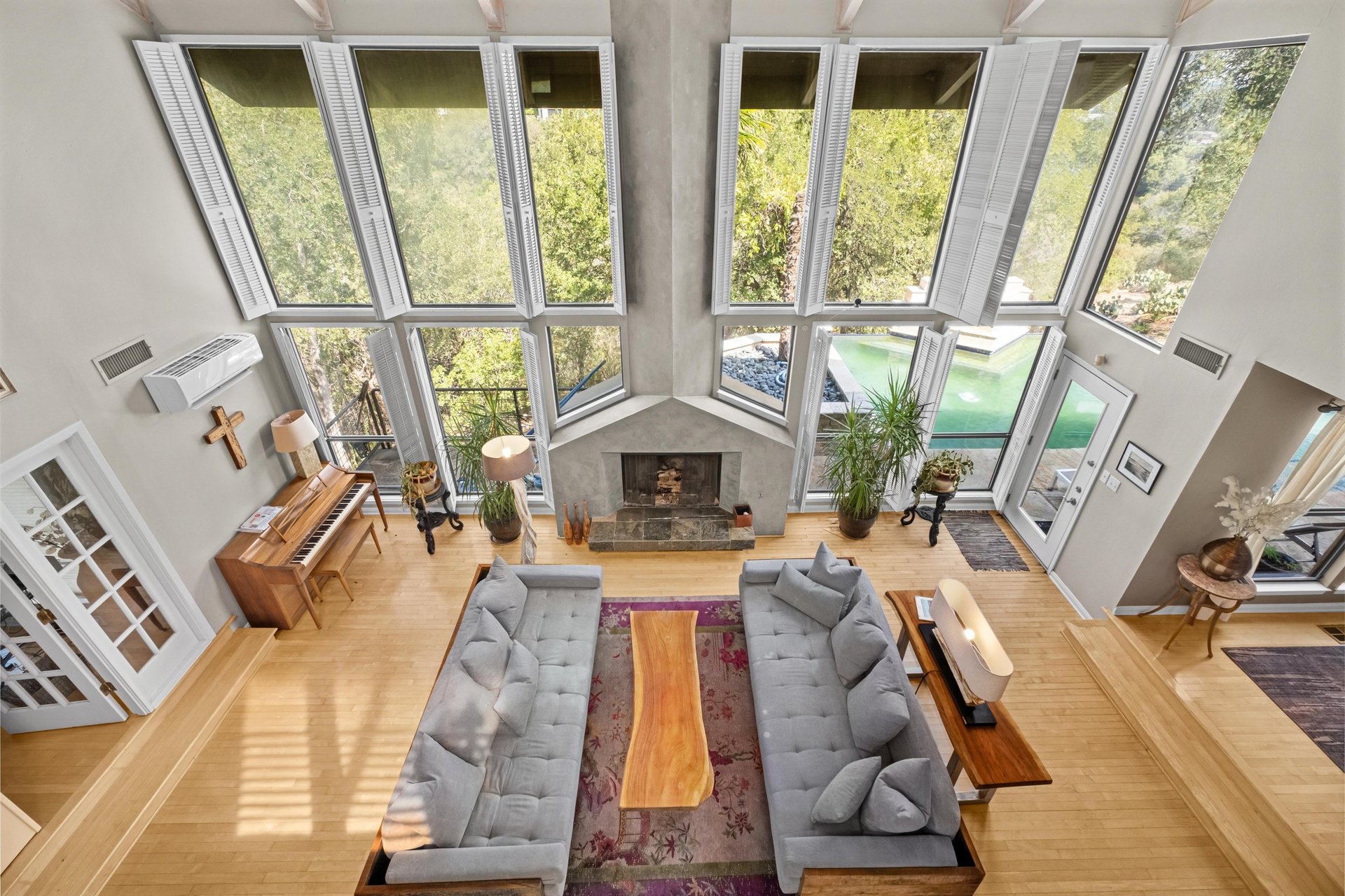 102 Canyon Circle West