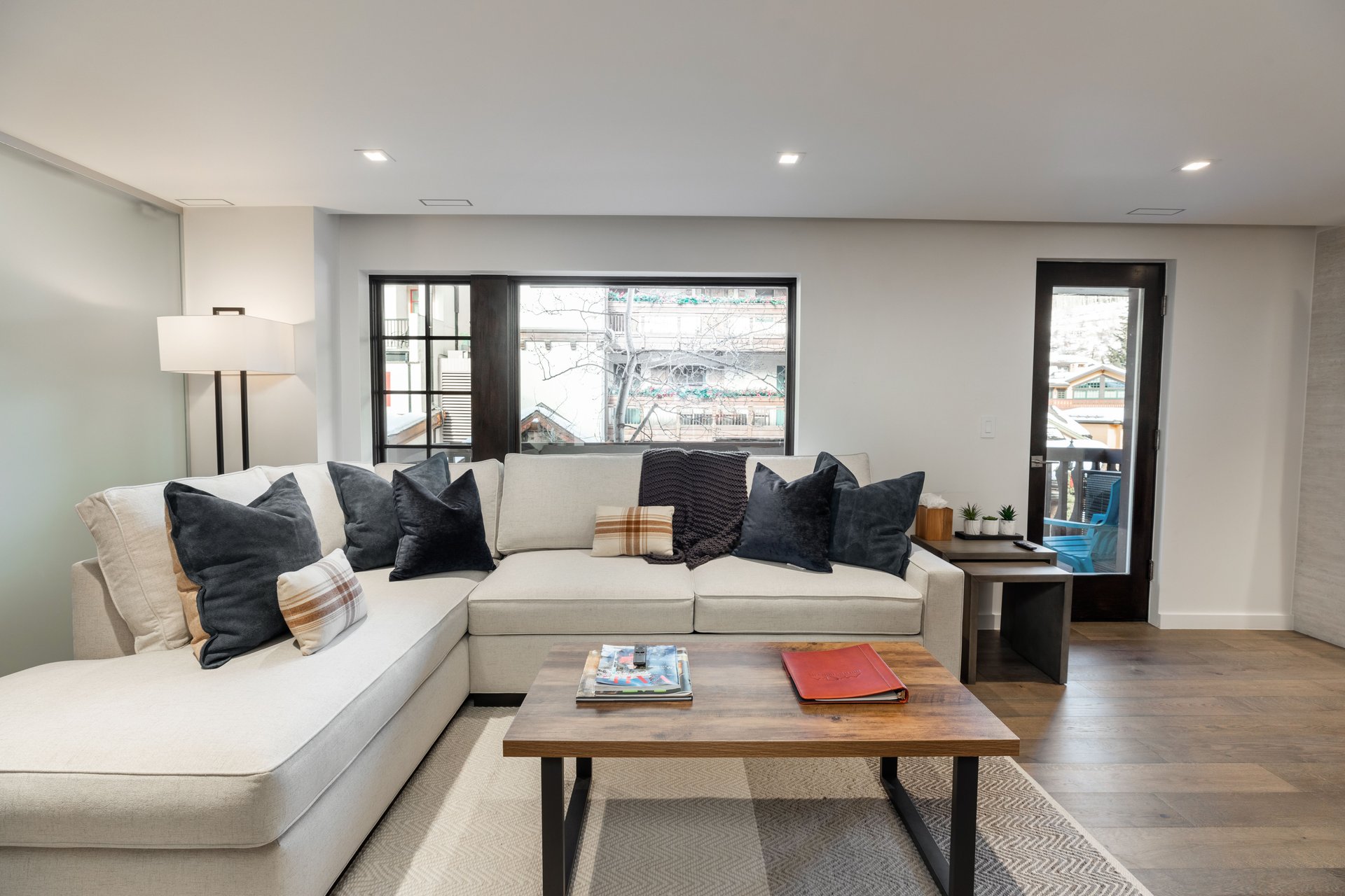 The Lodge at Vail Condominiums #268