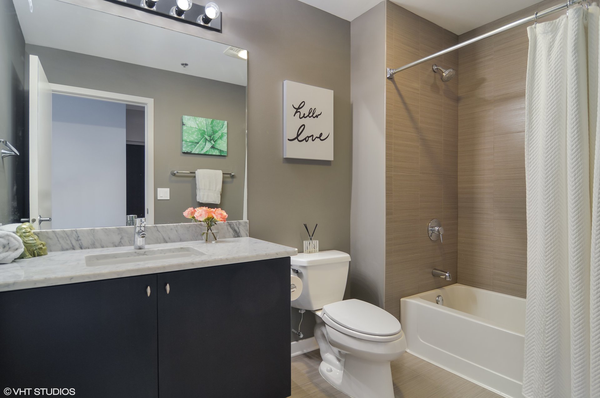 303 W Ohio St Unit 2603