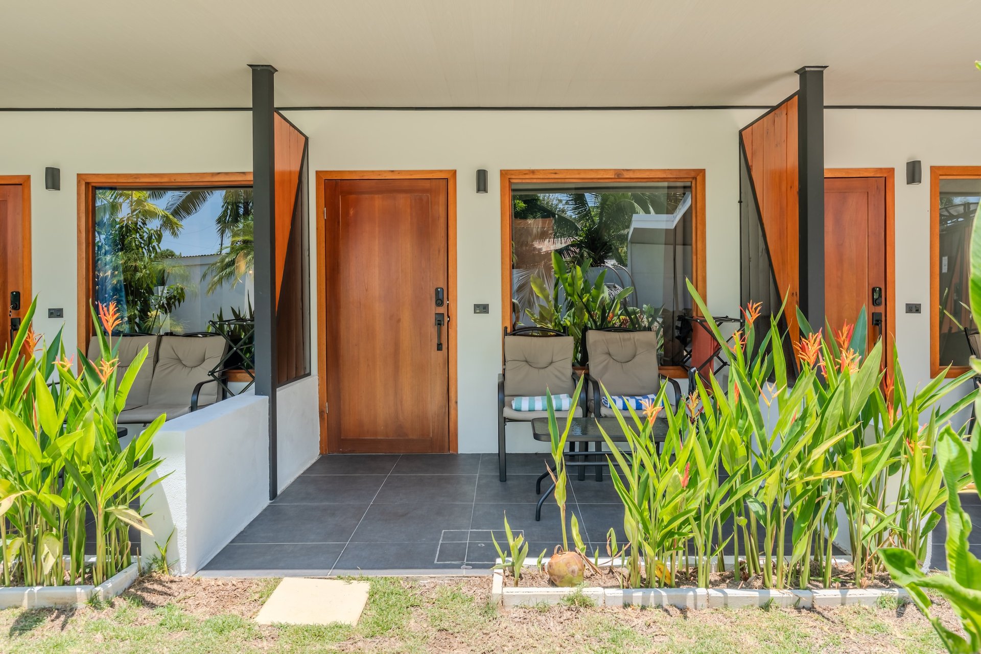 Turnkey Boutique Hotel for Sale in Bahía Ballena, Uvita – Los Papyrus (Built 2025)