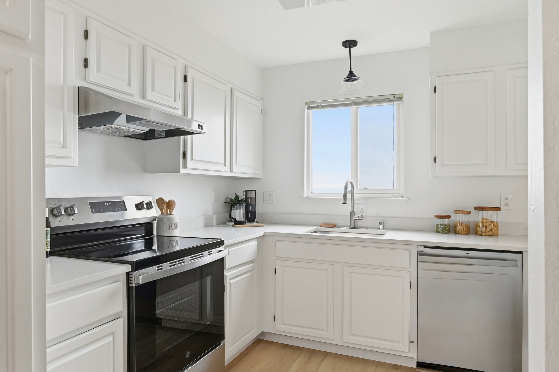 504 Monterey Road 10