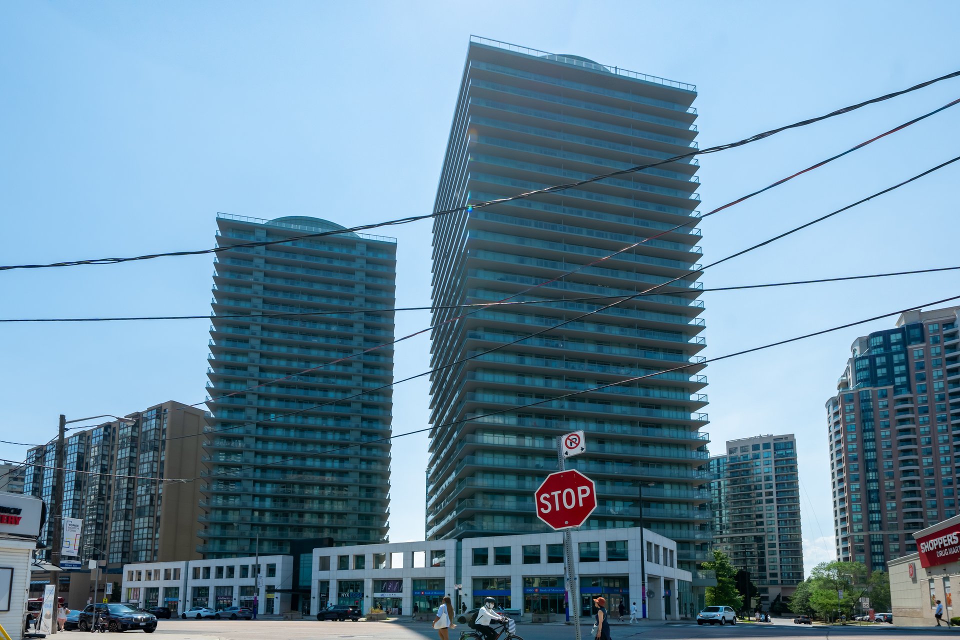 5508 Yonge St PH03
