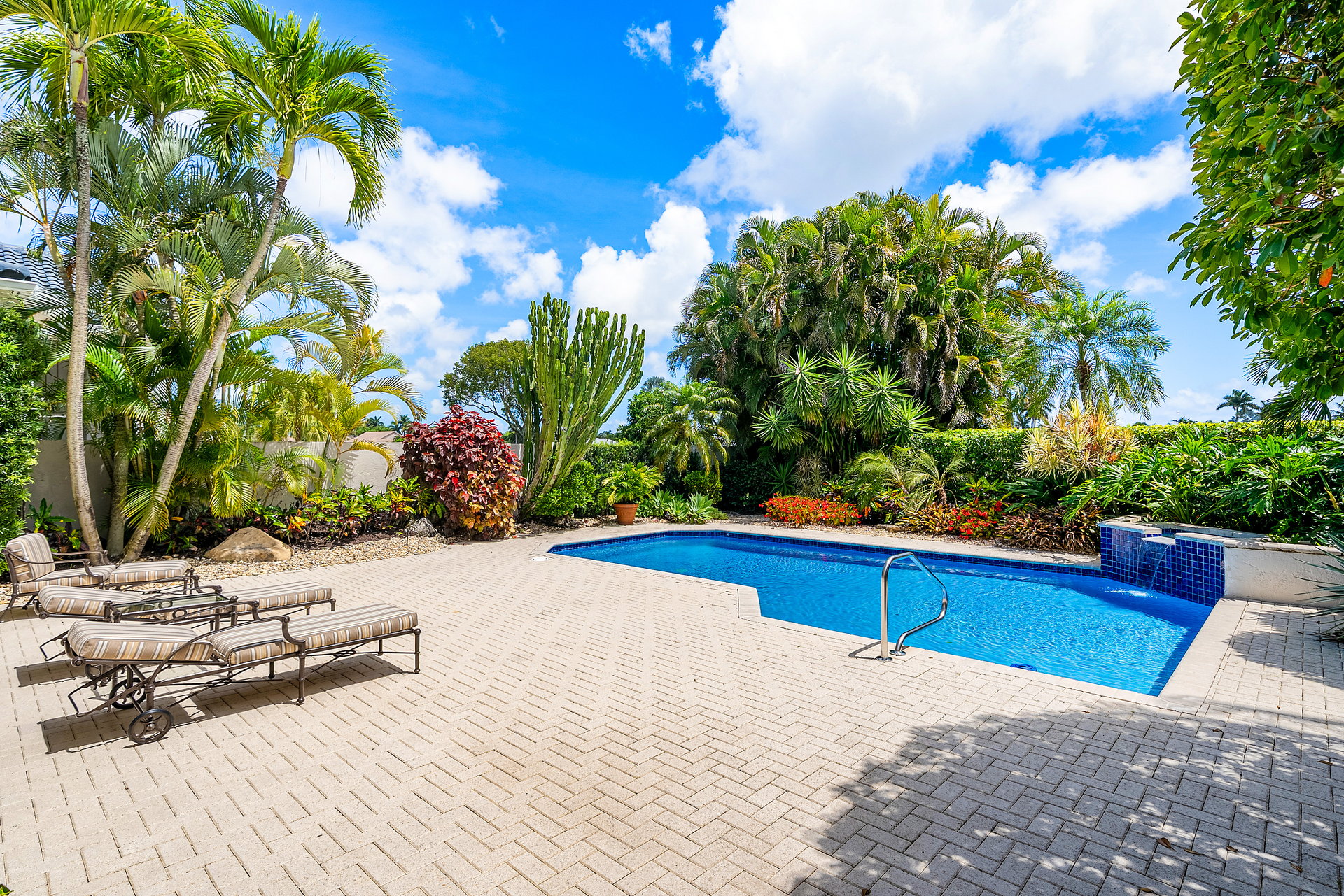 17100 Grand Bay Drive