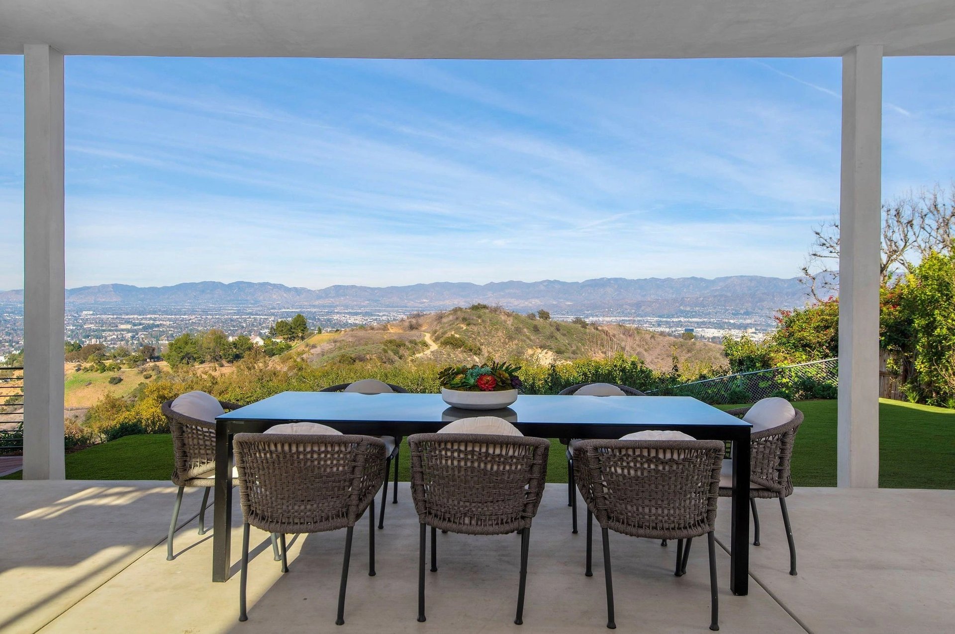 12471 Mulholland Dr