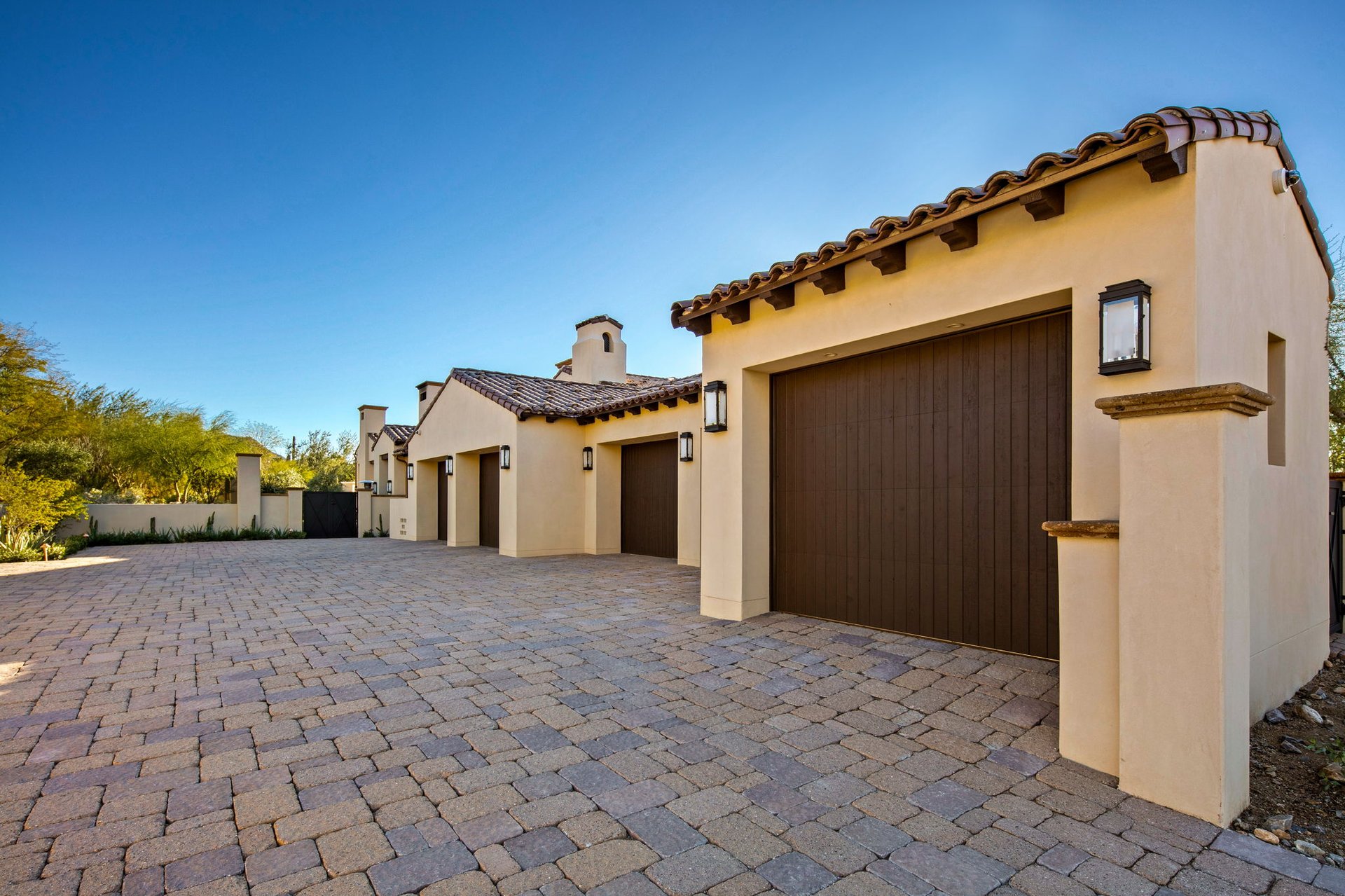 10927 E Windgate Pass Drive, 1519