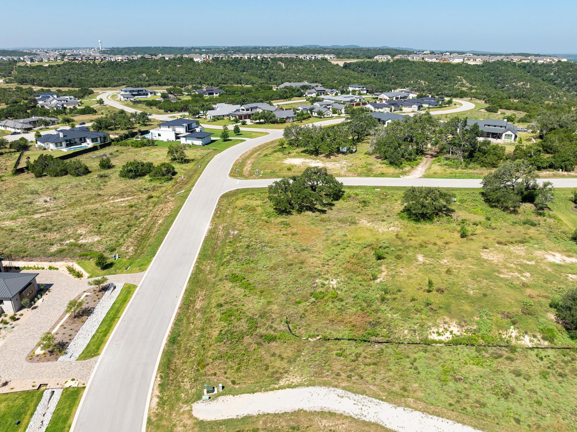 5813 Twin Peaks Trace
