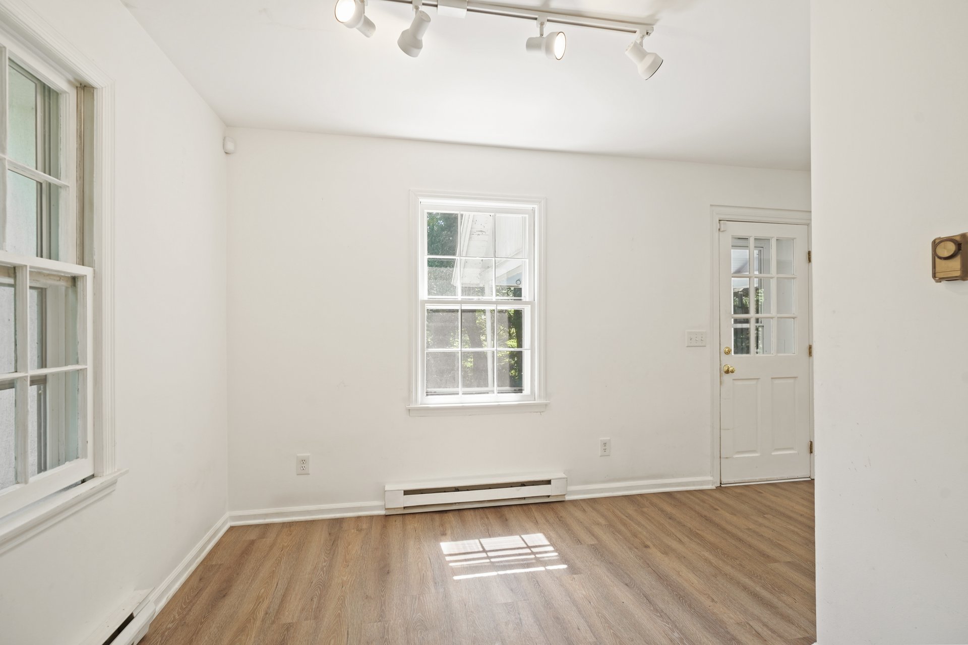 382 Bedford Center