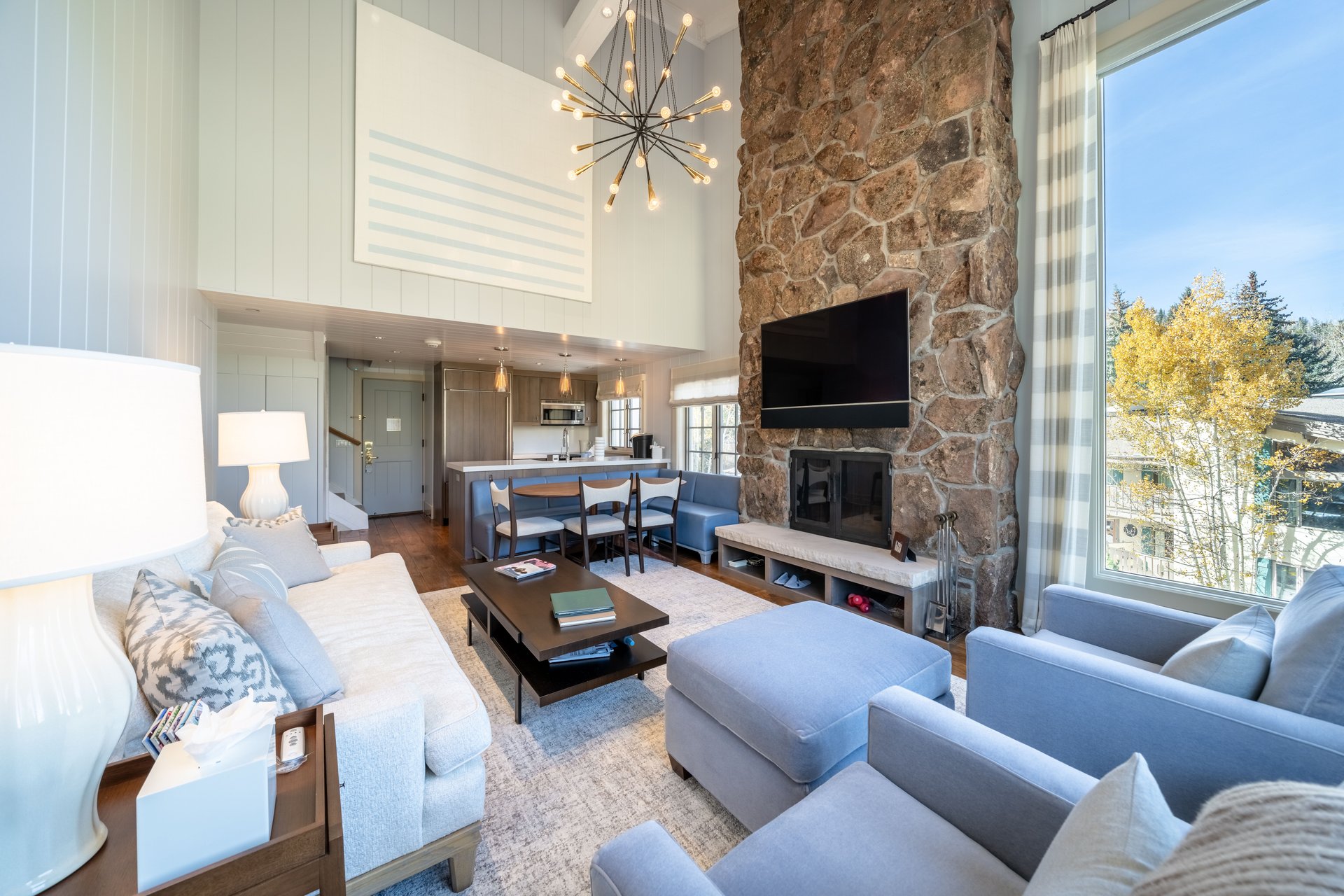 The Lodge at Vail Condominiums #332