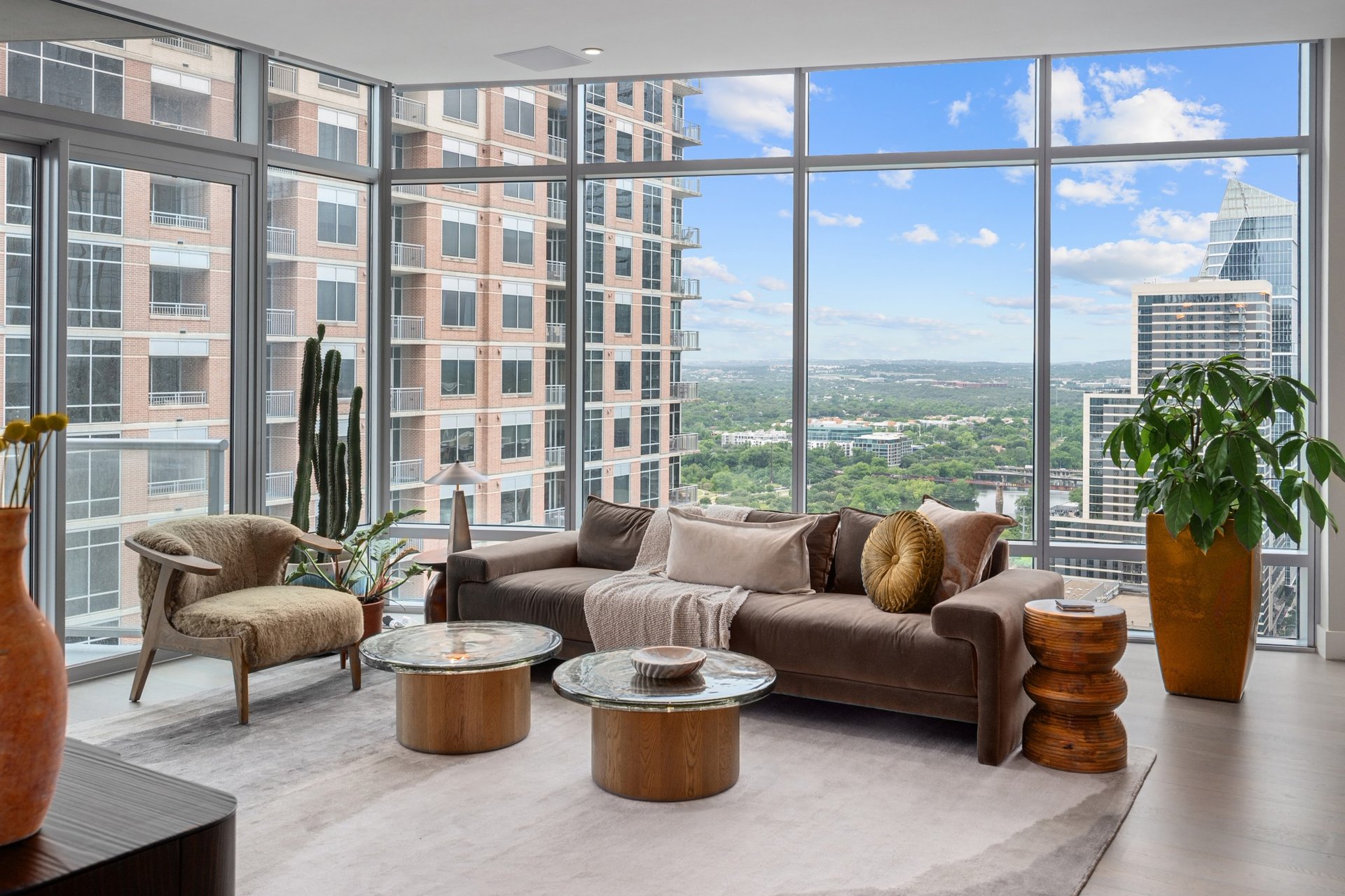 200 Congress Avenue #28SW
