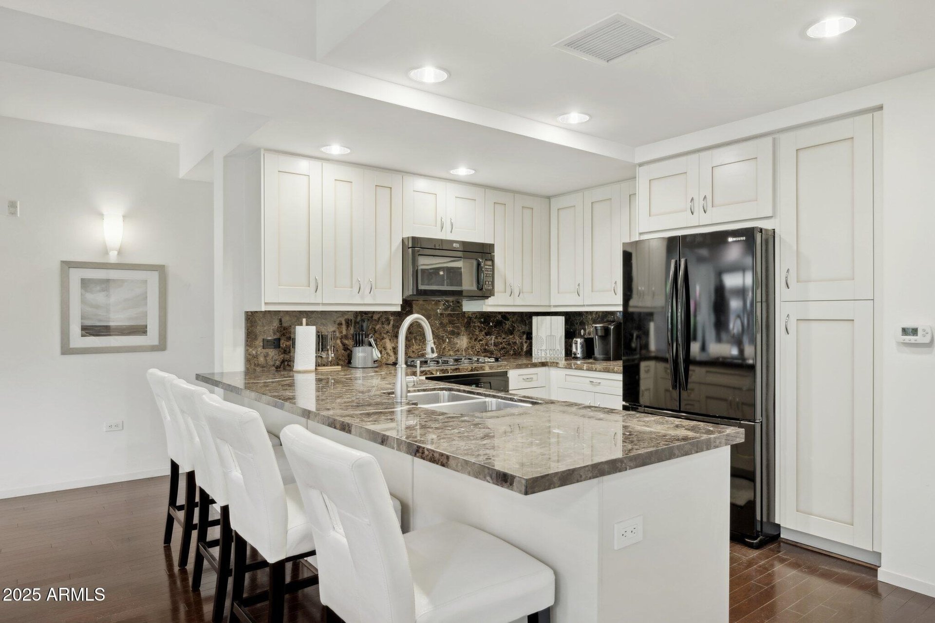 7151 E Rancho Vista Dr, #3001