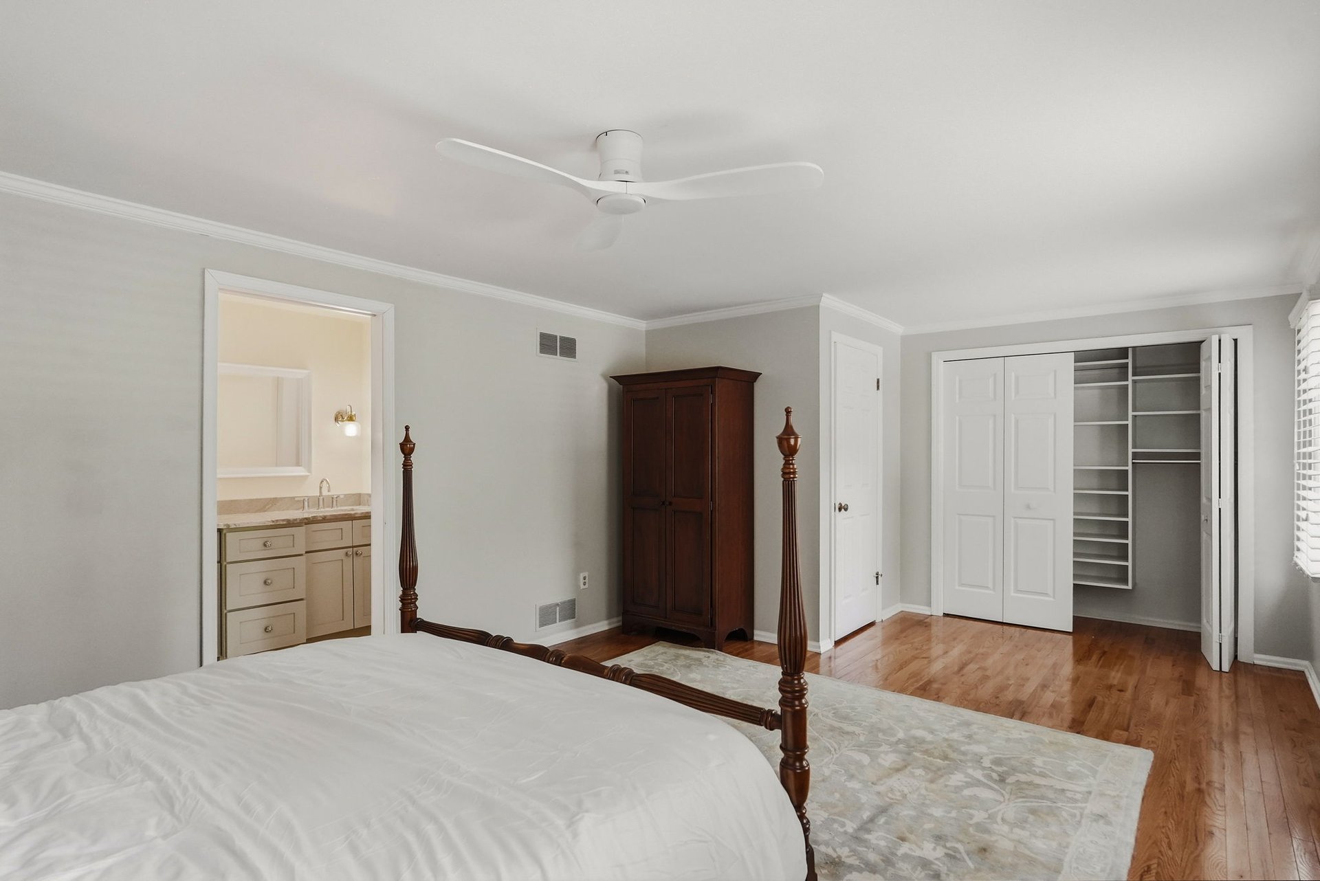 224 Thornberry Circle