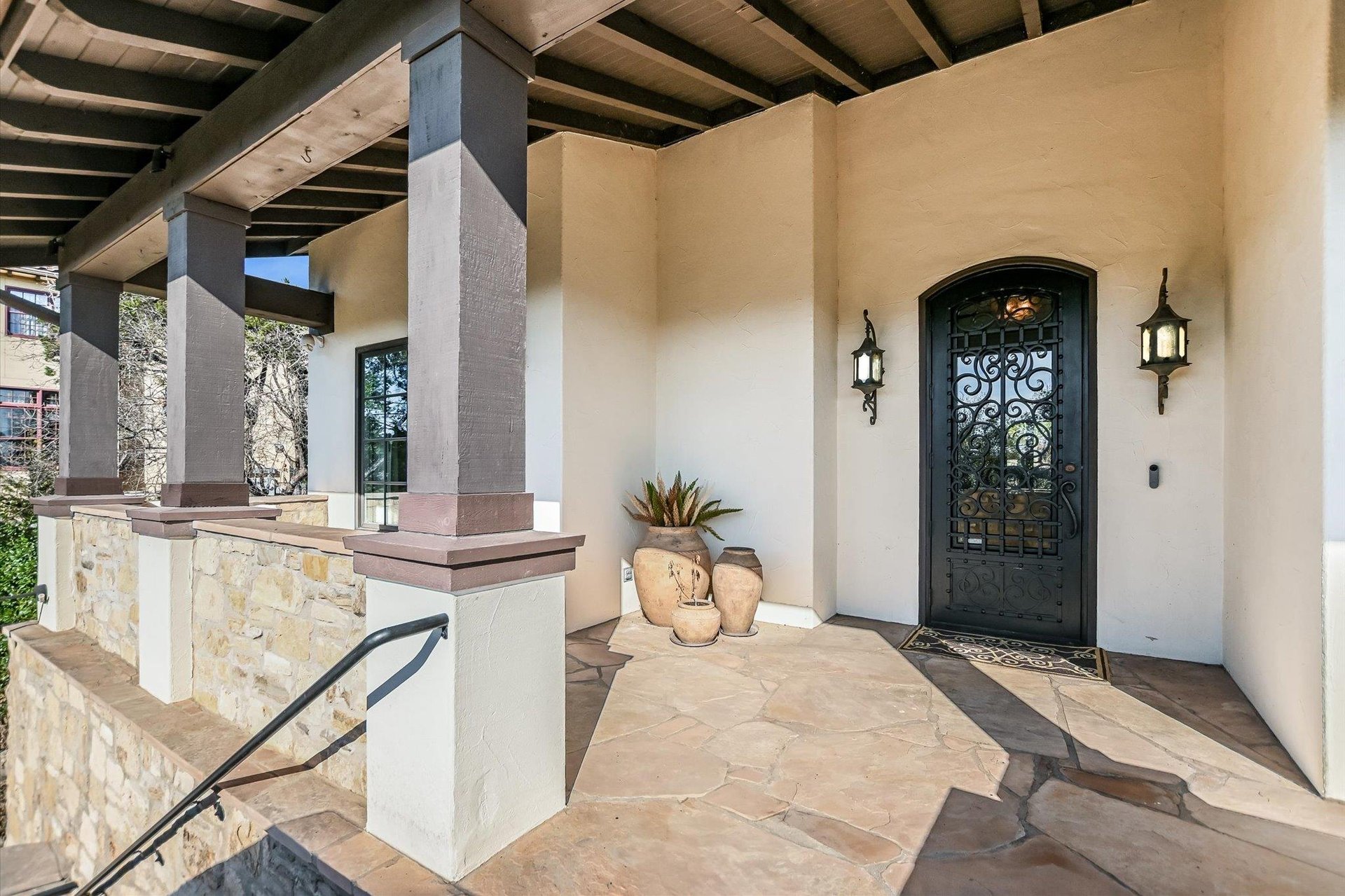 624 Logans Ln