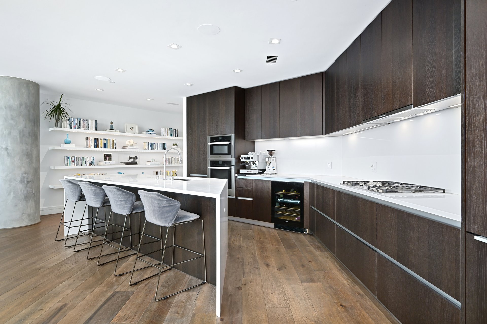 501 West Ave #3203