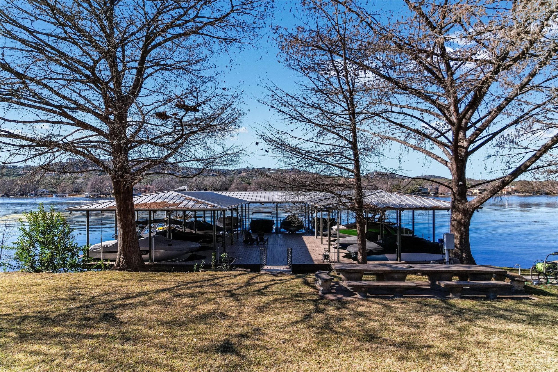 2701 Scenic Dr