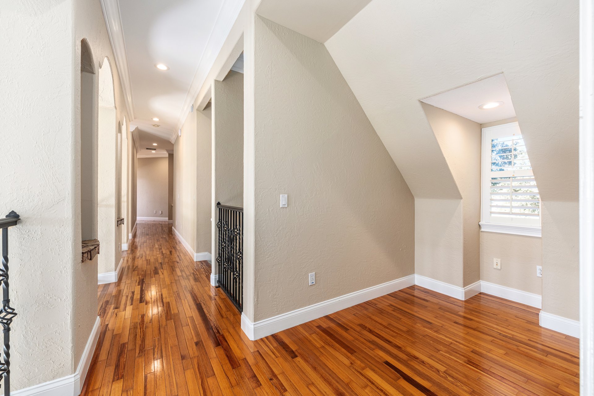 997 NW 63rd Ct