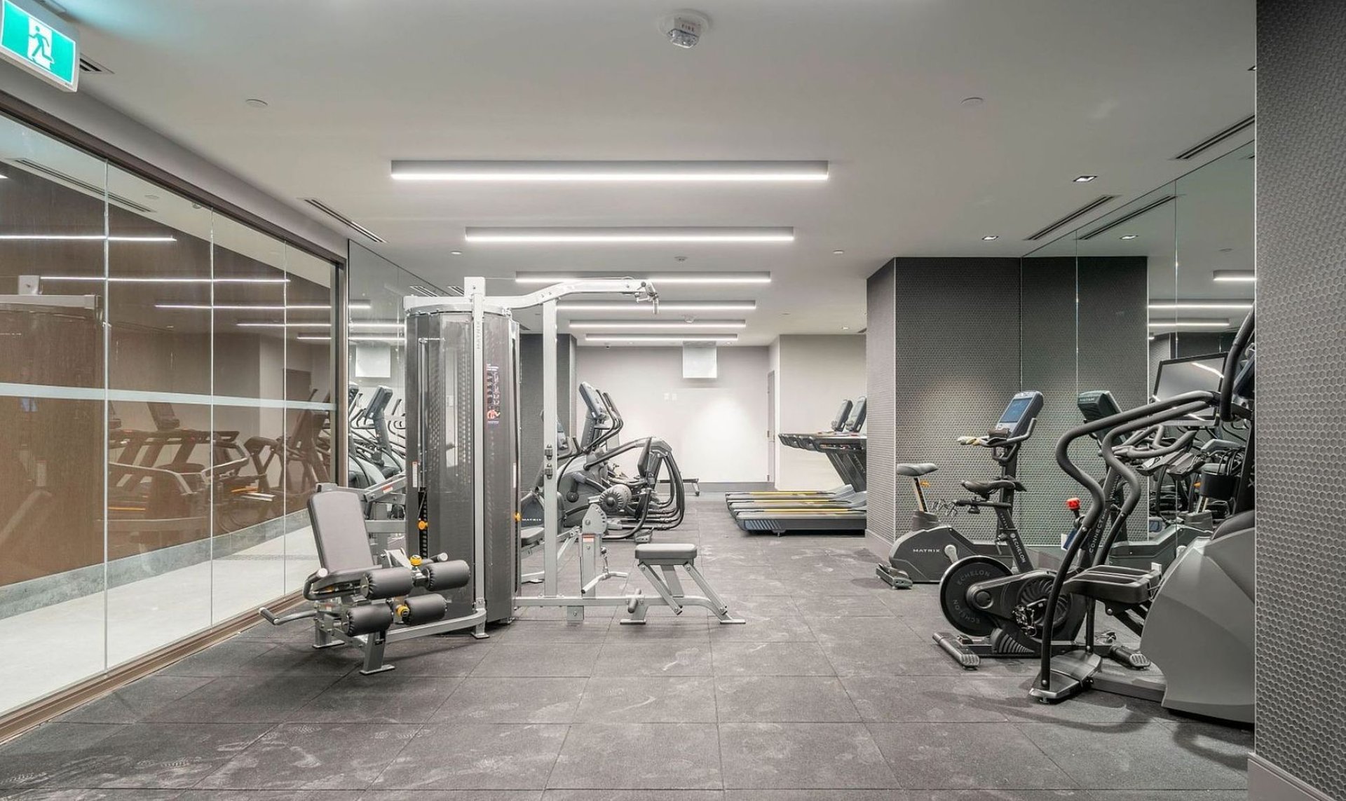 28 Widmer St W Unit: 3421