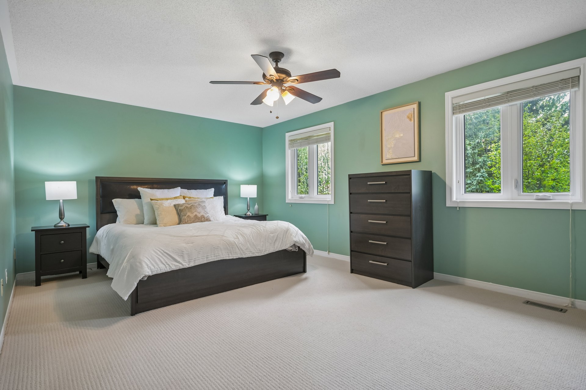 Spacious 3-Bedroom Detached Home in Westmount