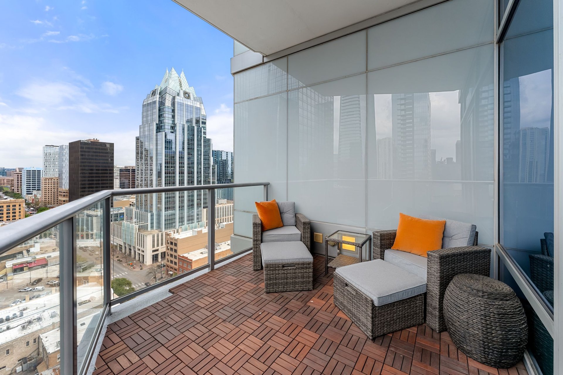 200 Congress Avenue #21E