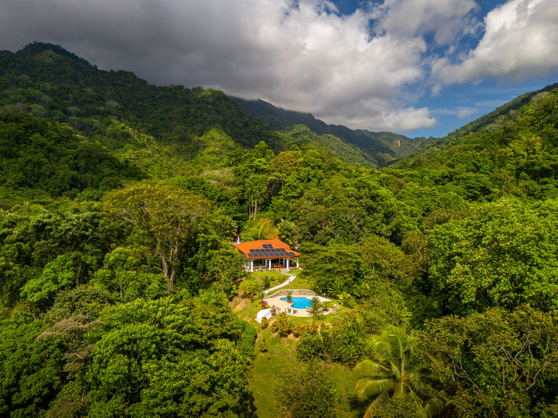  Villa Allamanda, Privacy Galore, Ocean, Jungle and Mountain Views