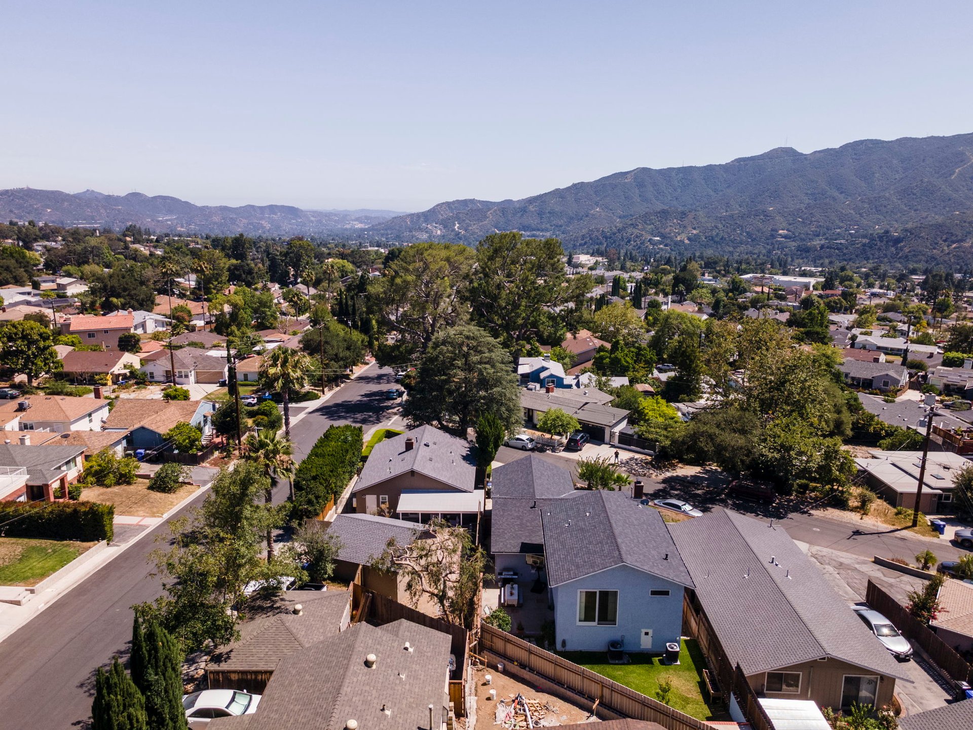 2-Story Historic Cabin Home in La Crescenta - Breathtaking Verdugo Mountain Views!