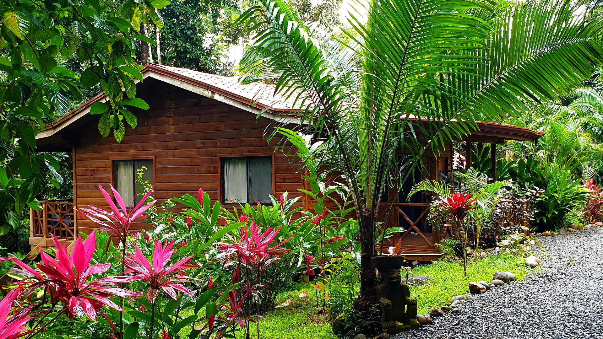 8 Cabinas with Swimming Pool on Lush Jungle Property | Uvita