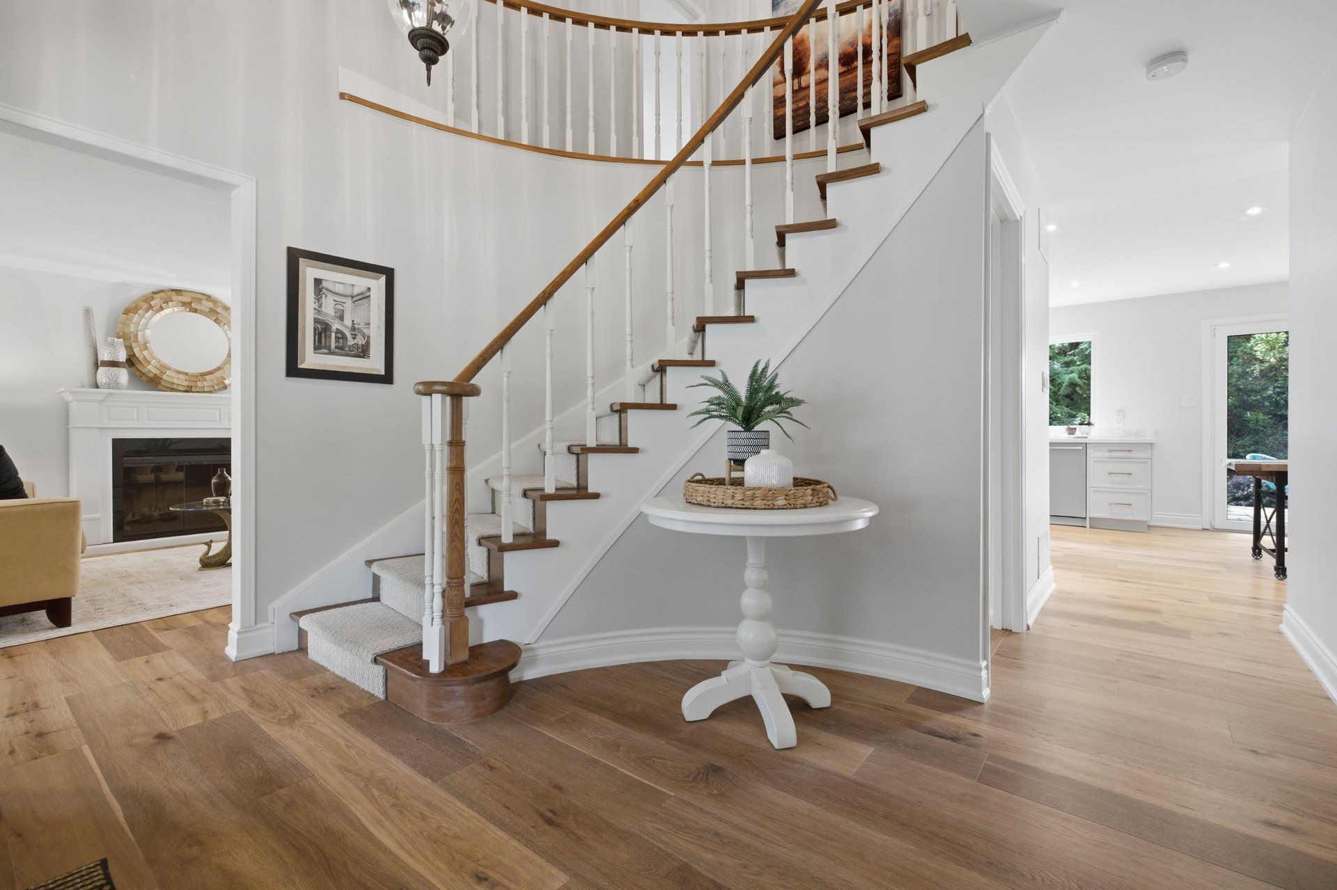 Rare Court Location on Oakville Golf Course