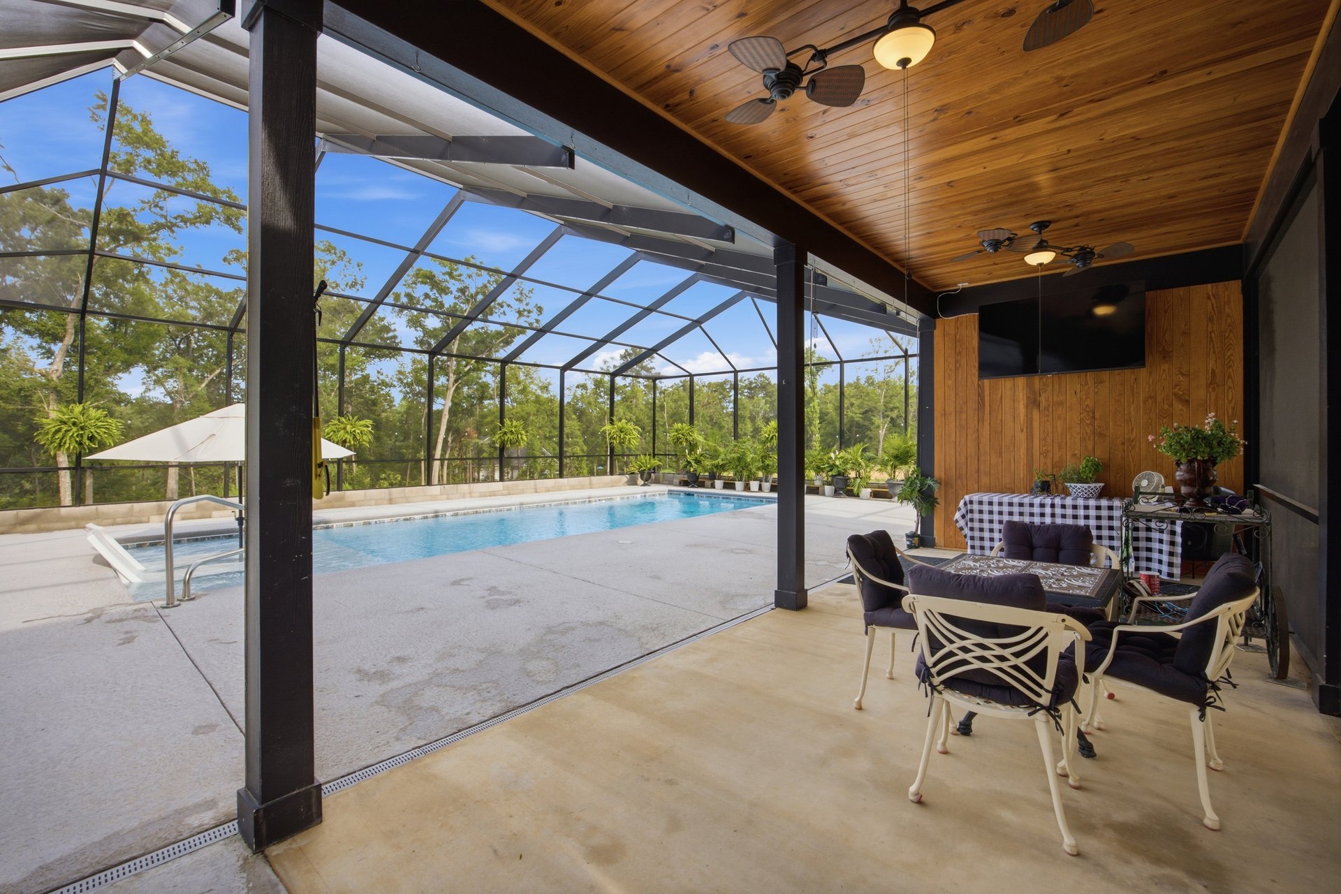 829 Meridian Road, Thomasville, GA 