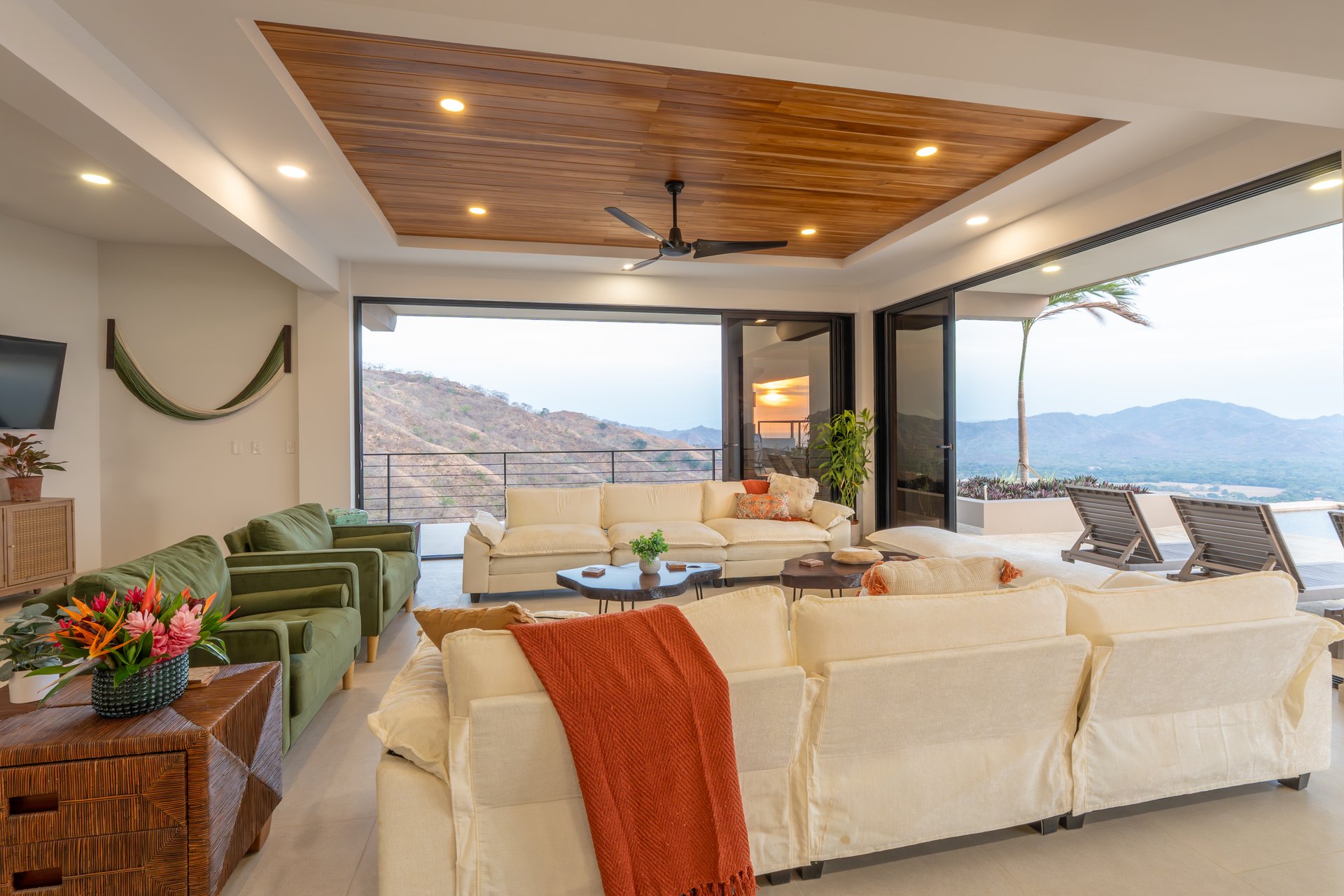 Casa Vista Escondida | 5 Bedroom Ocean View Estate with Seller Financing & Additional Lot in Playa Potrero Costa Rica