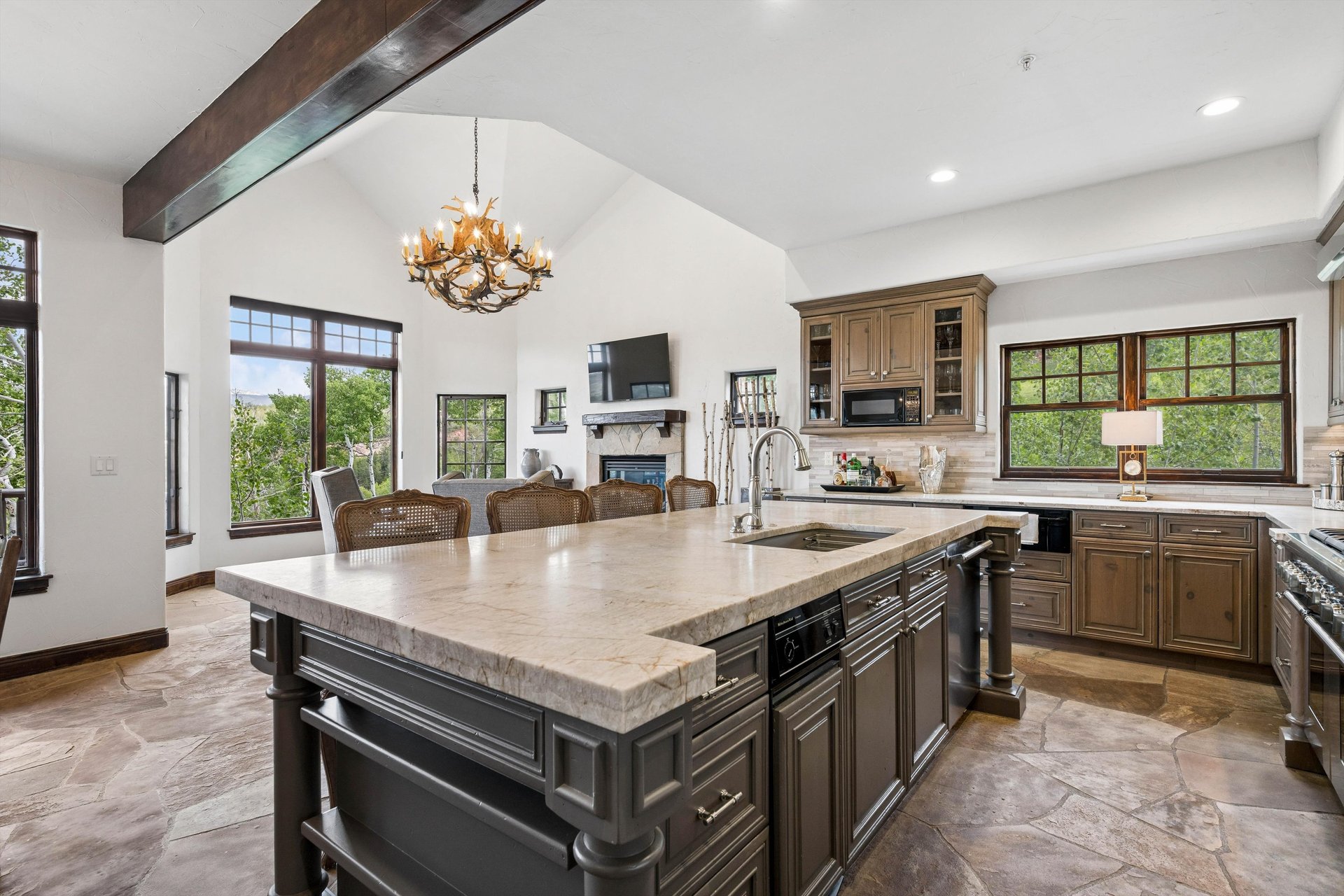 35 Stag Gulch Court