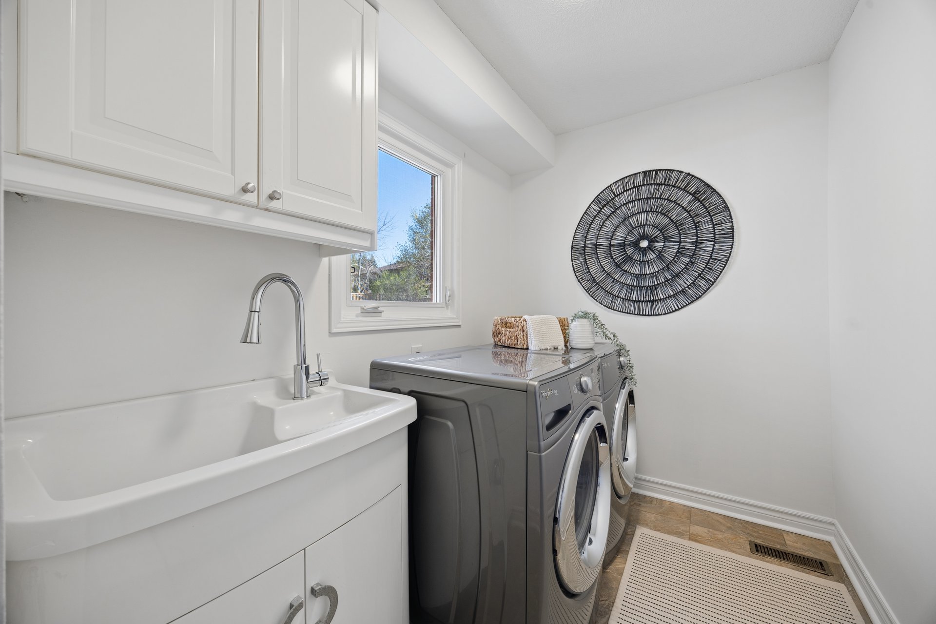 40 Ashland Crescent