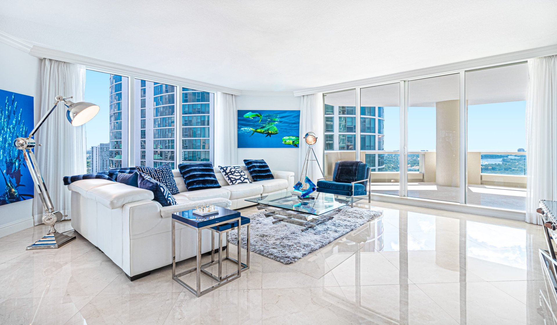 411 N New River Dr Unit: 2701