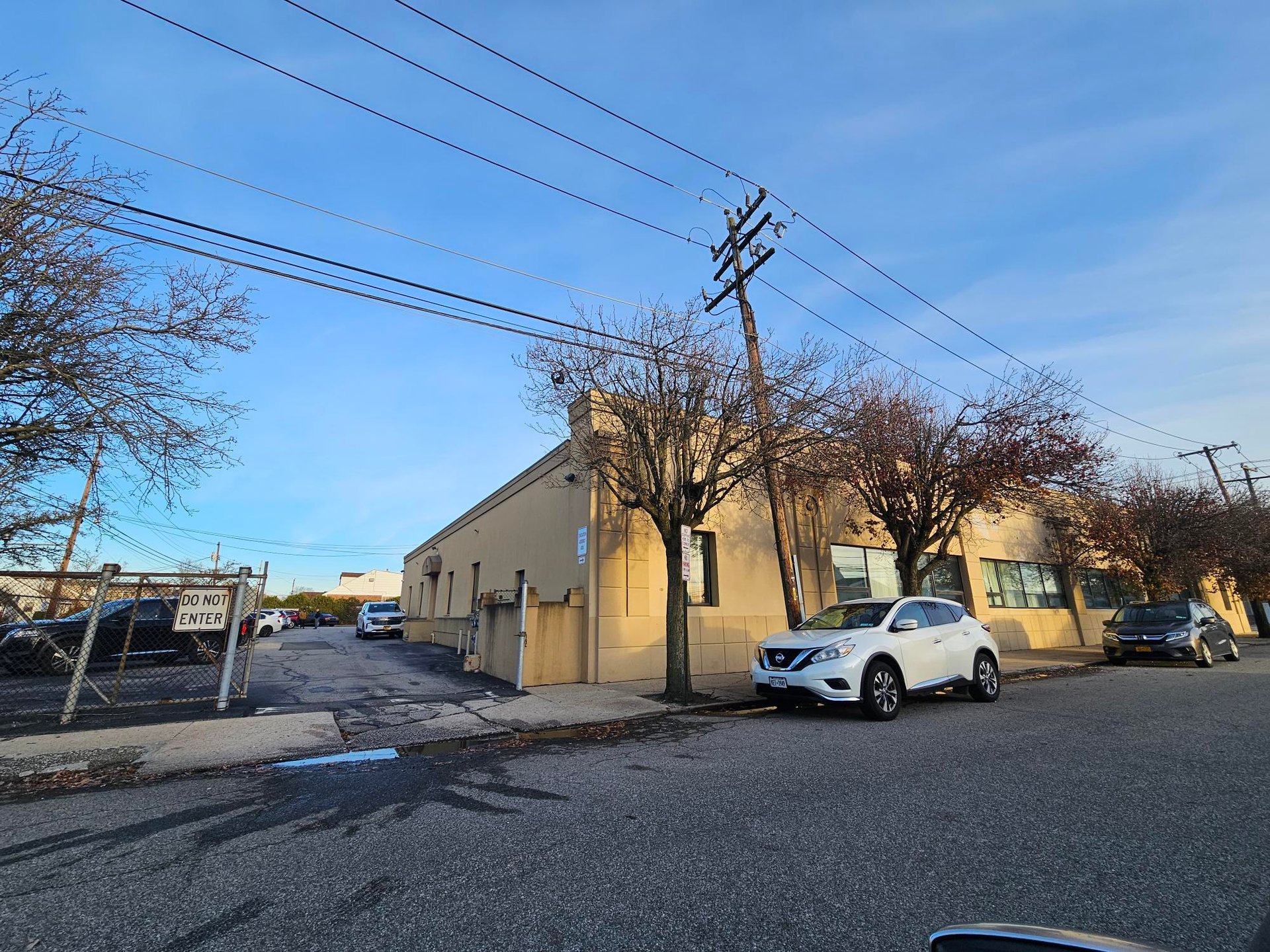 166 E Jericho Tpke