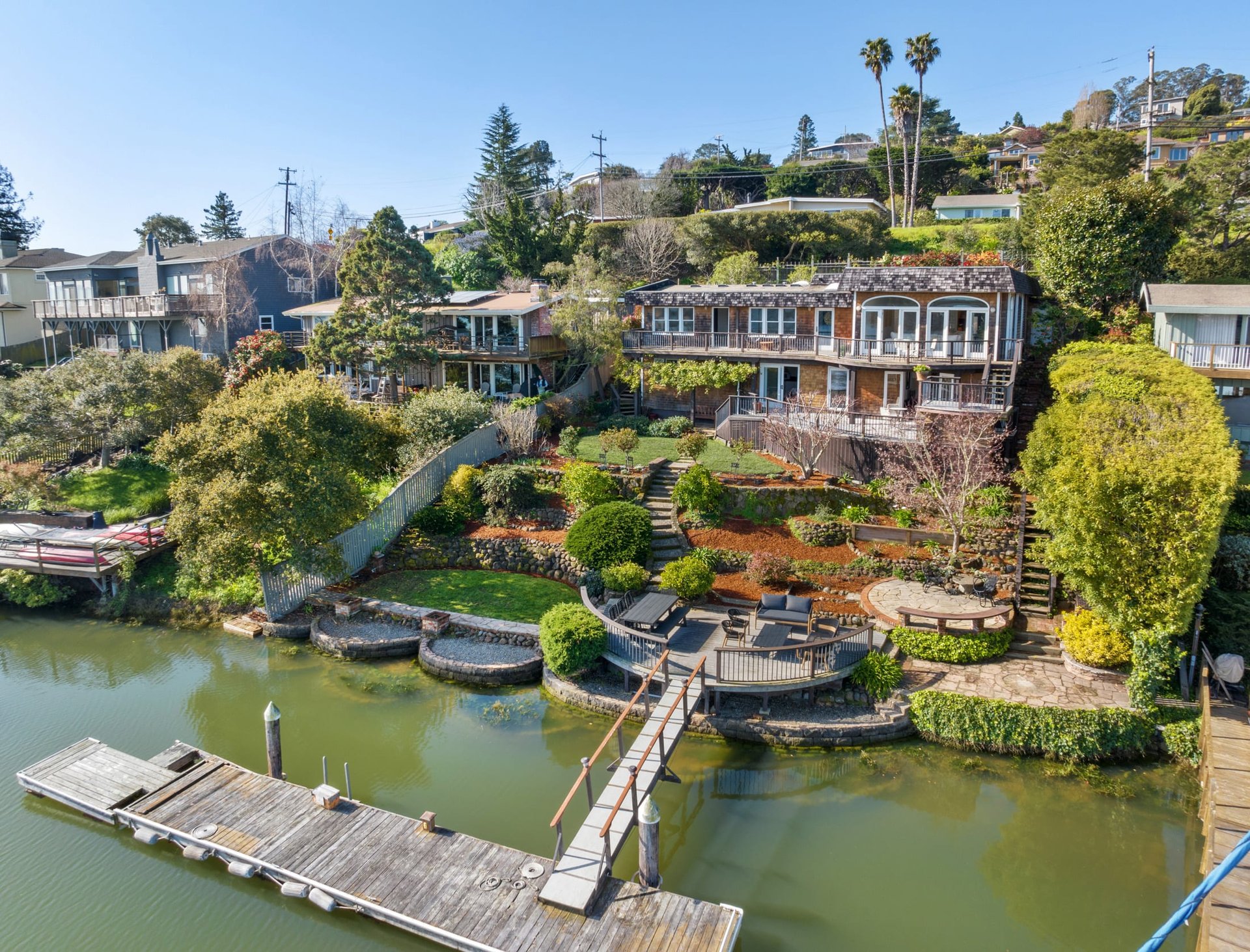 Waterfront Living in Strawberry