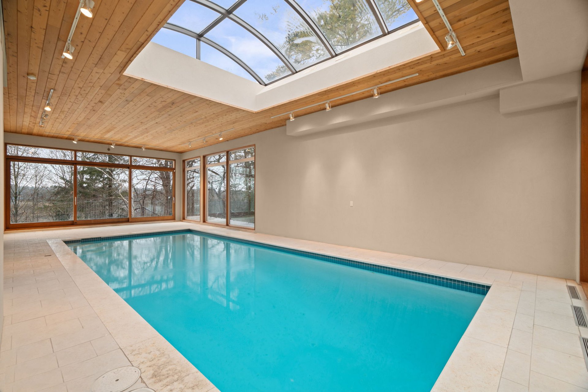 SOLD: Sophisticated & Architecturally Bold