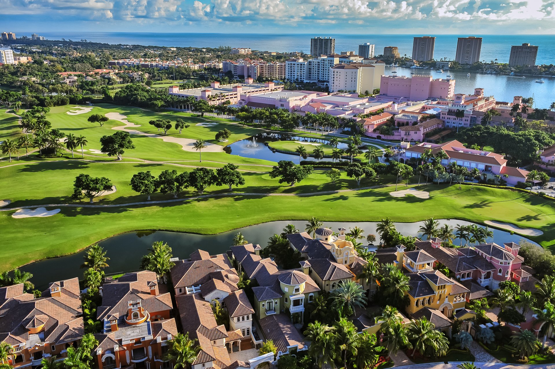 Boca Raton, Florida &ndash; coastal luxury and palm-lined cityscape
