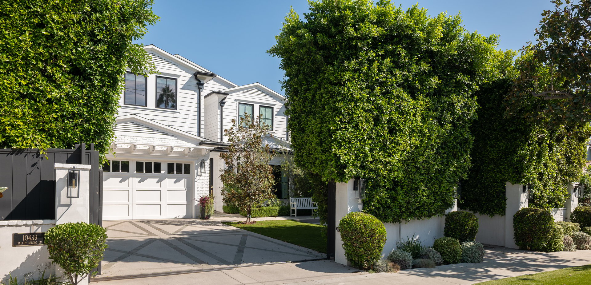 10439 Valley Spring Ln, Toluca Lake
