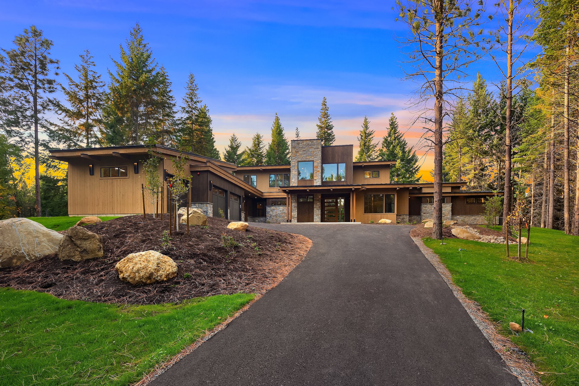1130 Ruby King Loop