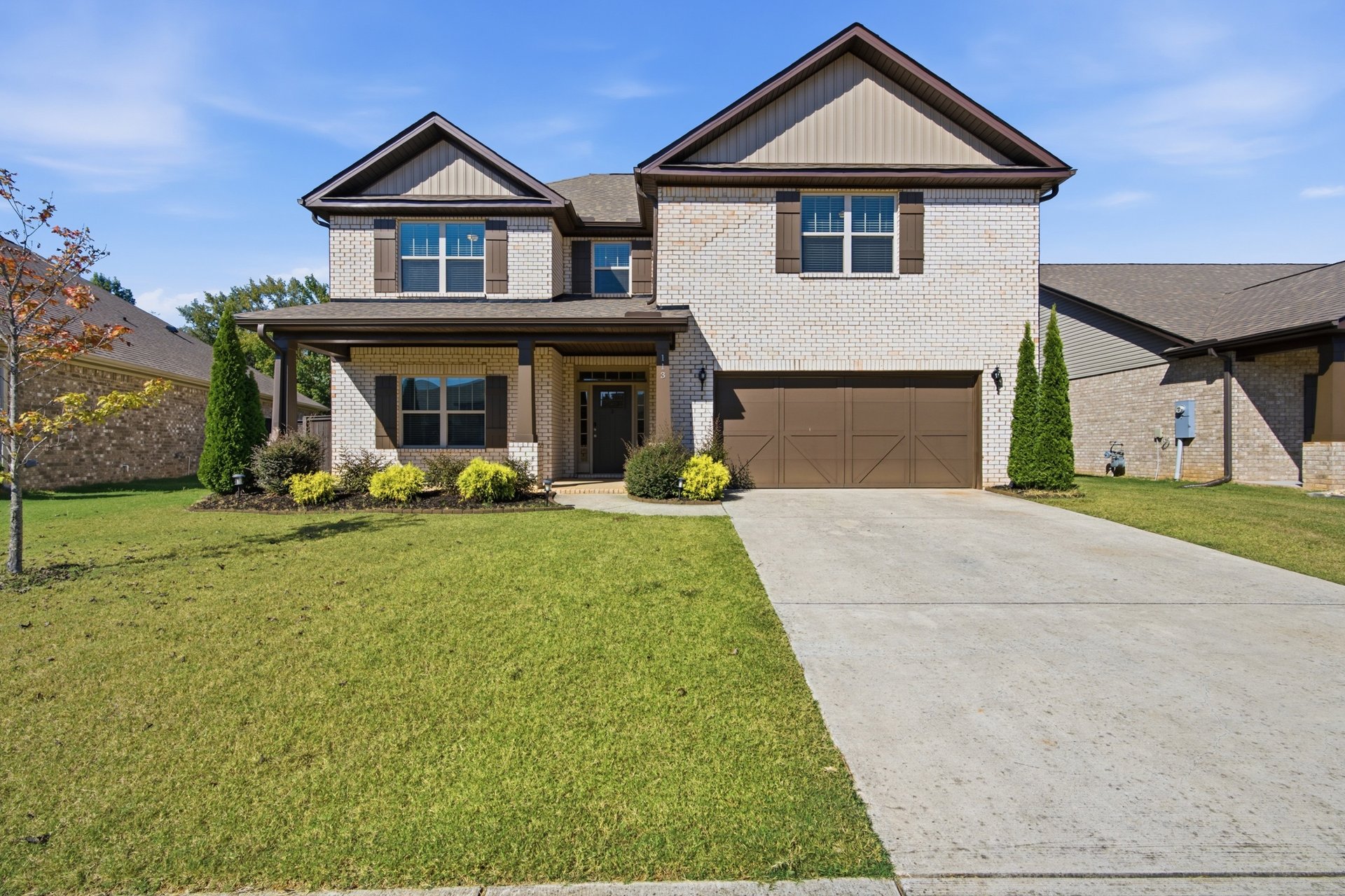 Modern Luxury & Cul-de-Sac Comfort: Contemporary 4-Bed Gem Near Providence & Research Park!