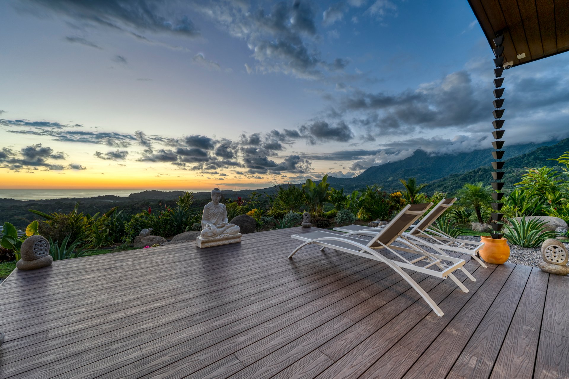 Casa Karuna | Sunset Estate Overlooking the Pacific in Ojochal