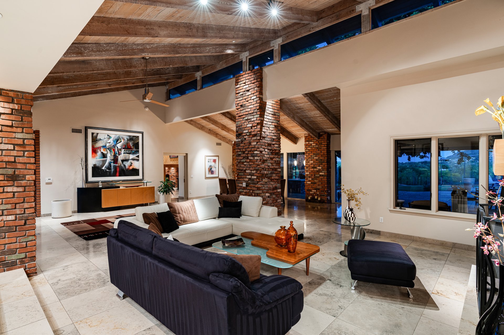 Luxury PV Hilltop Sanctuary