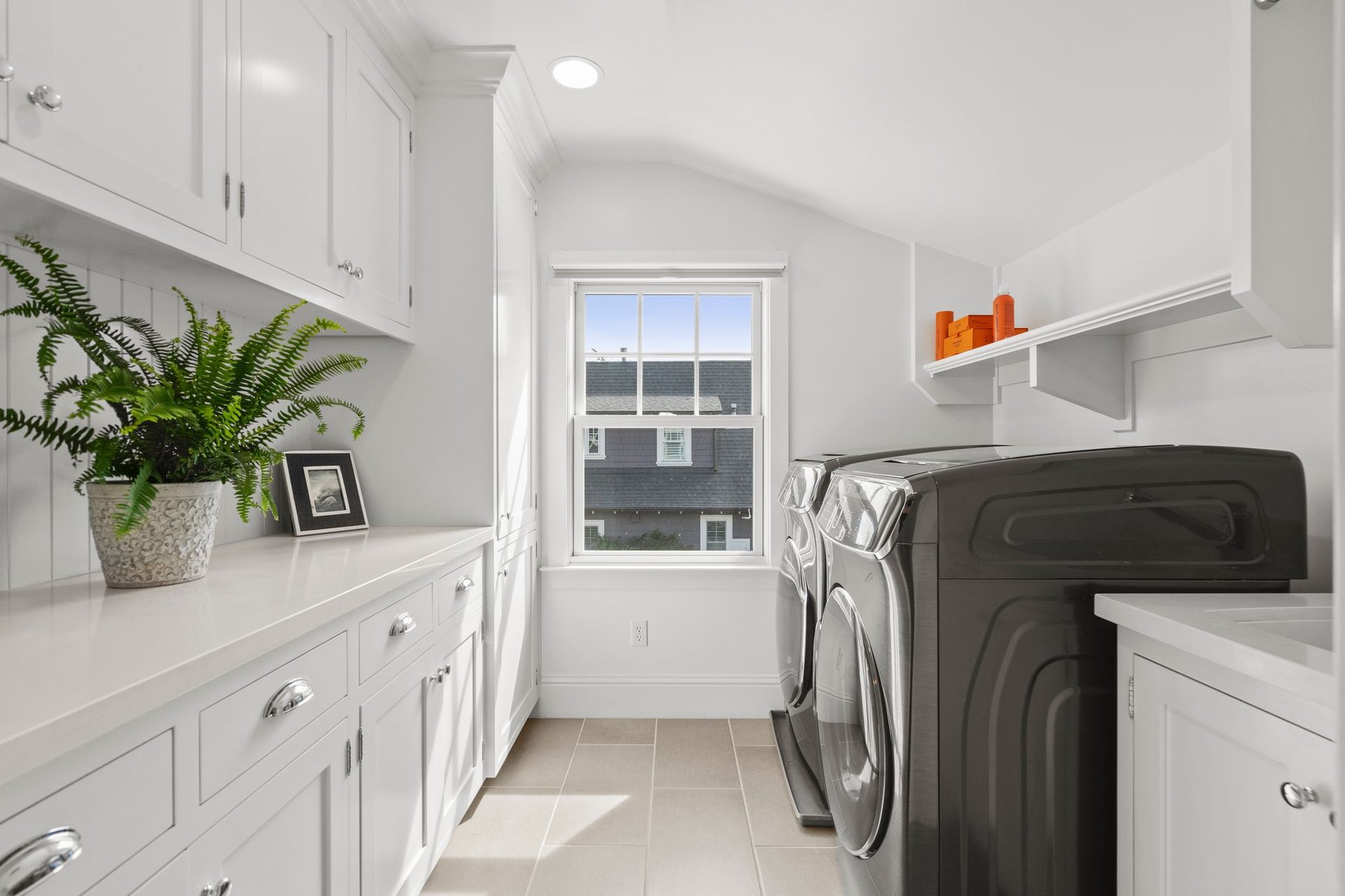 221 Caldwell Avenue