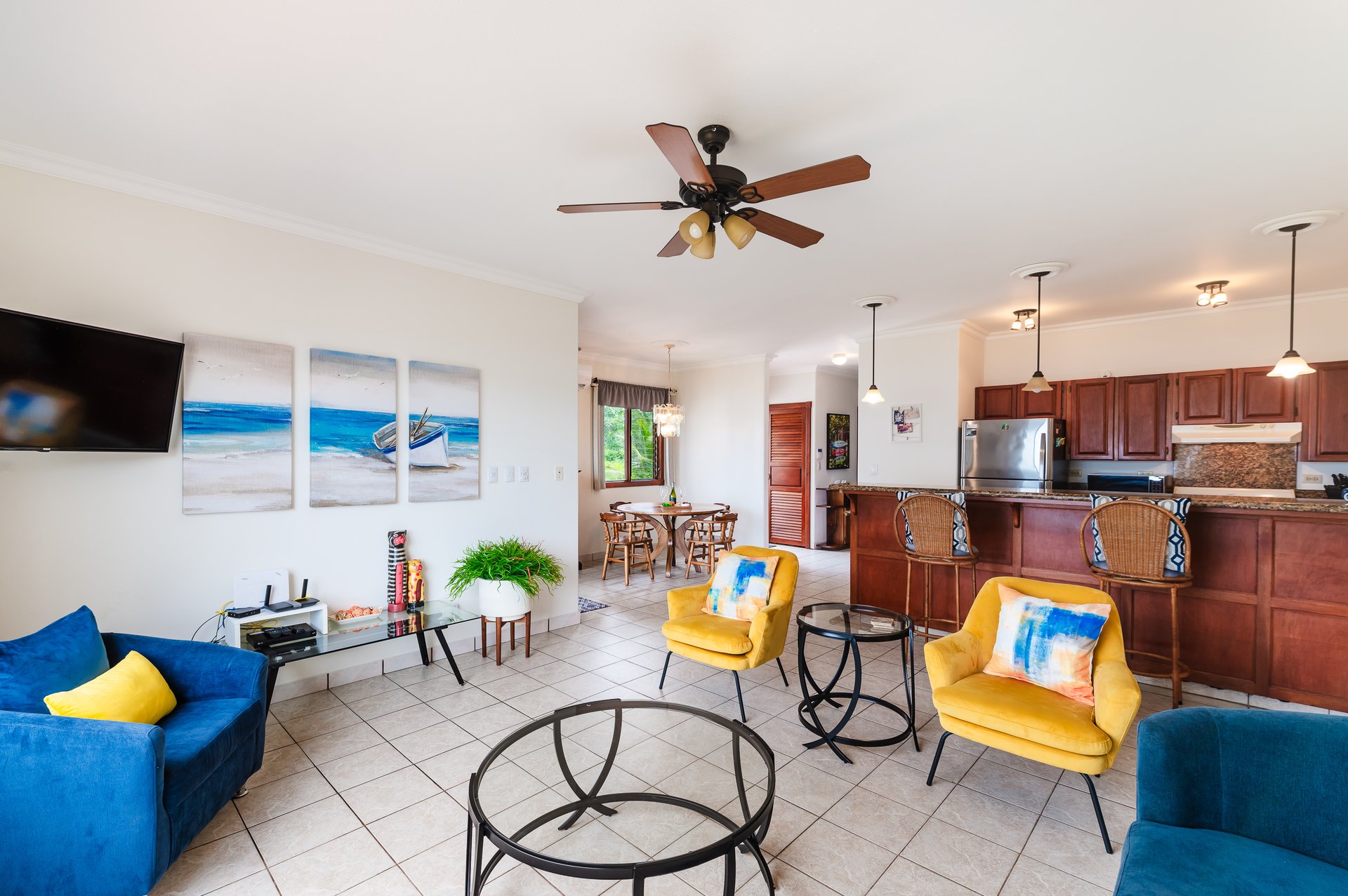 Pacific Beach 4 | Adorable 2 Bedroom 2 Bathroom Beachfront Condo in Playa Potrero!