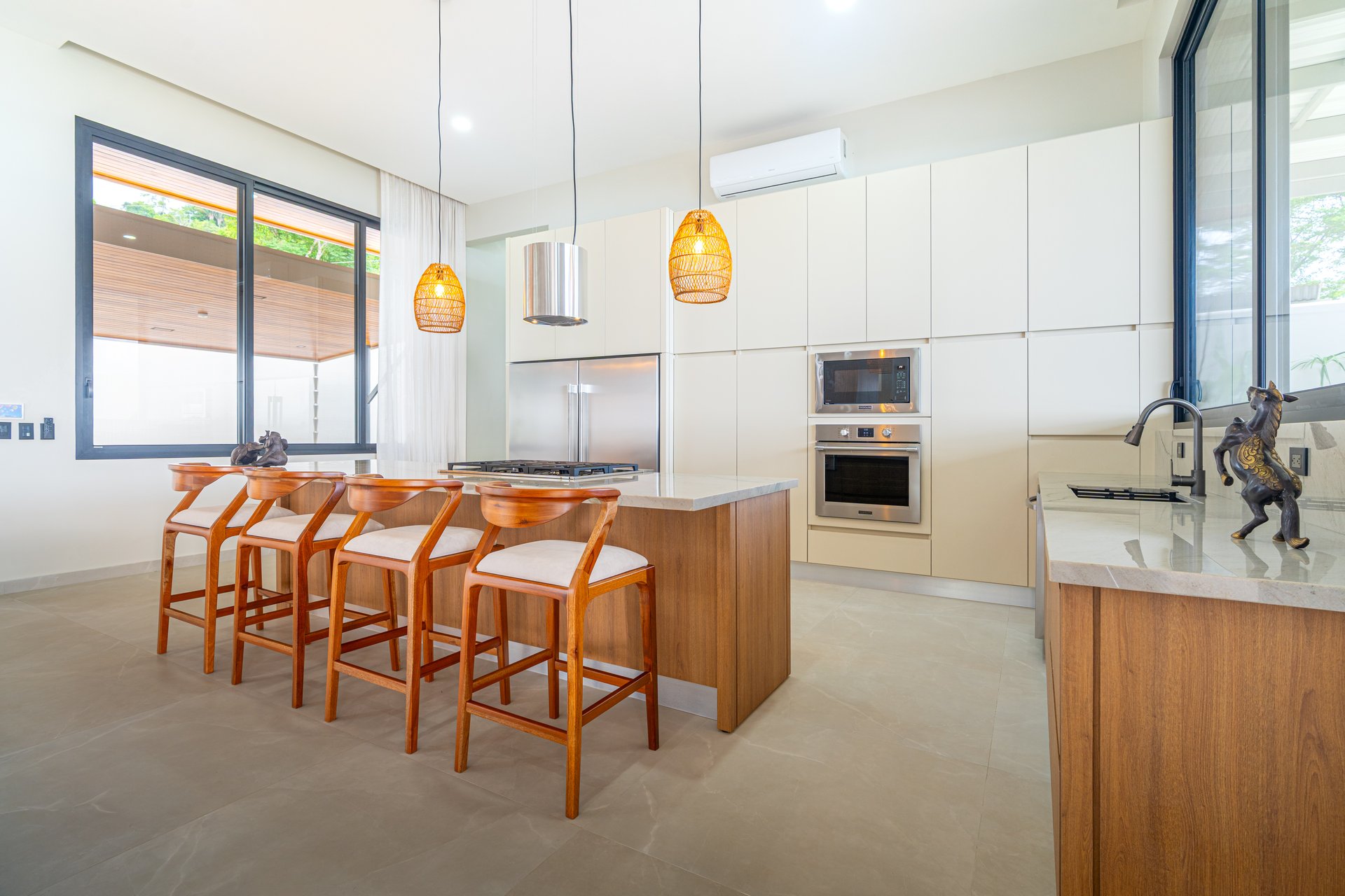 Lion's Gate Sunset Estate