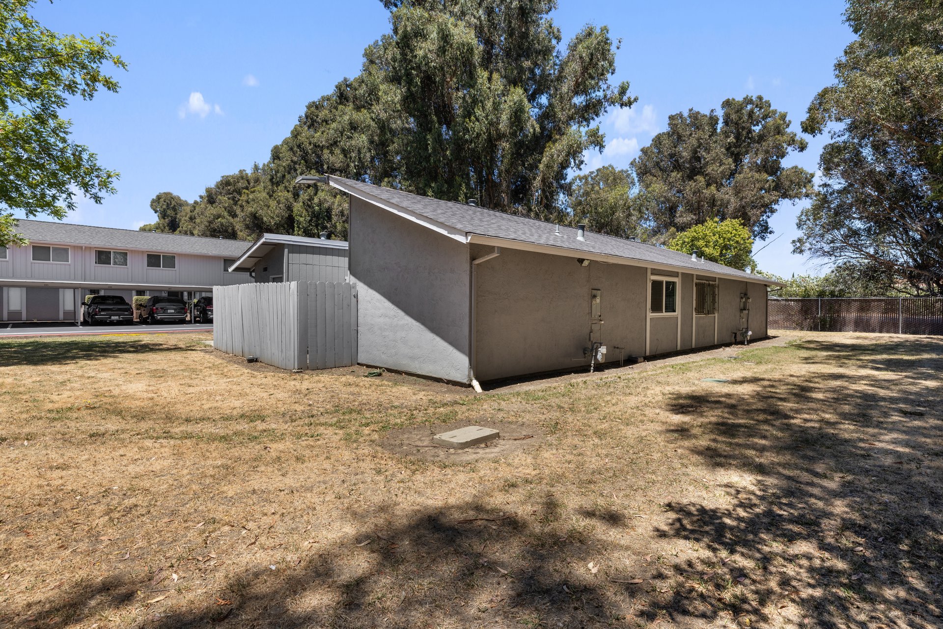 200 Del Luz Ct