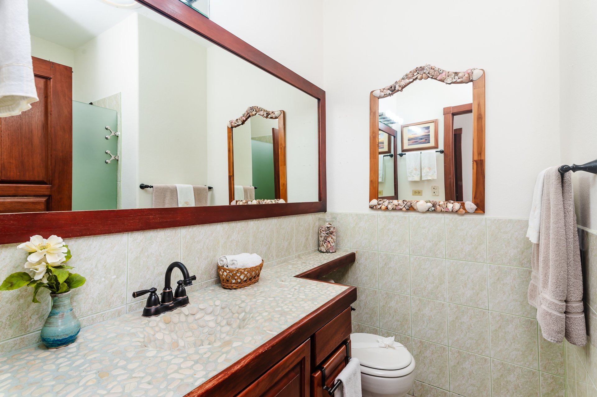 Pacific Beach 4 | Adorable 2 Bedroom 2 Bathroom Beachfront Condo in Playa Potrero!