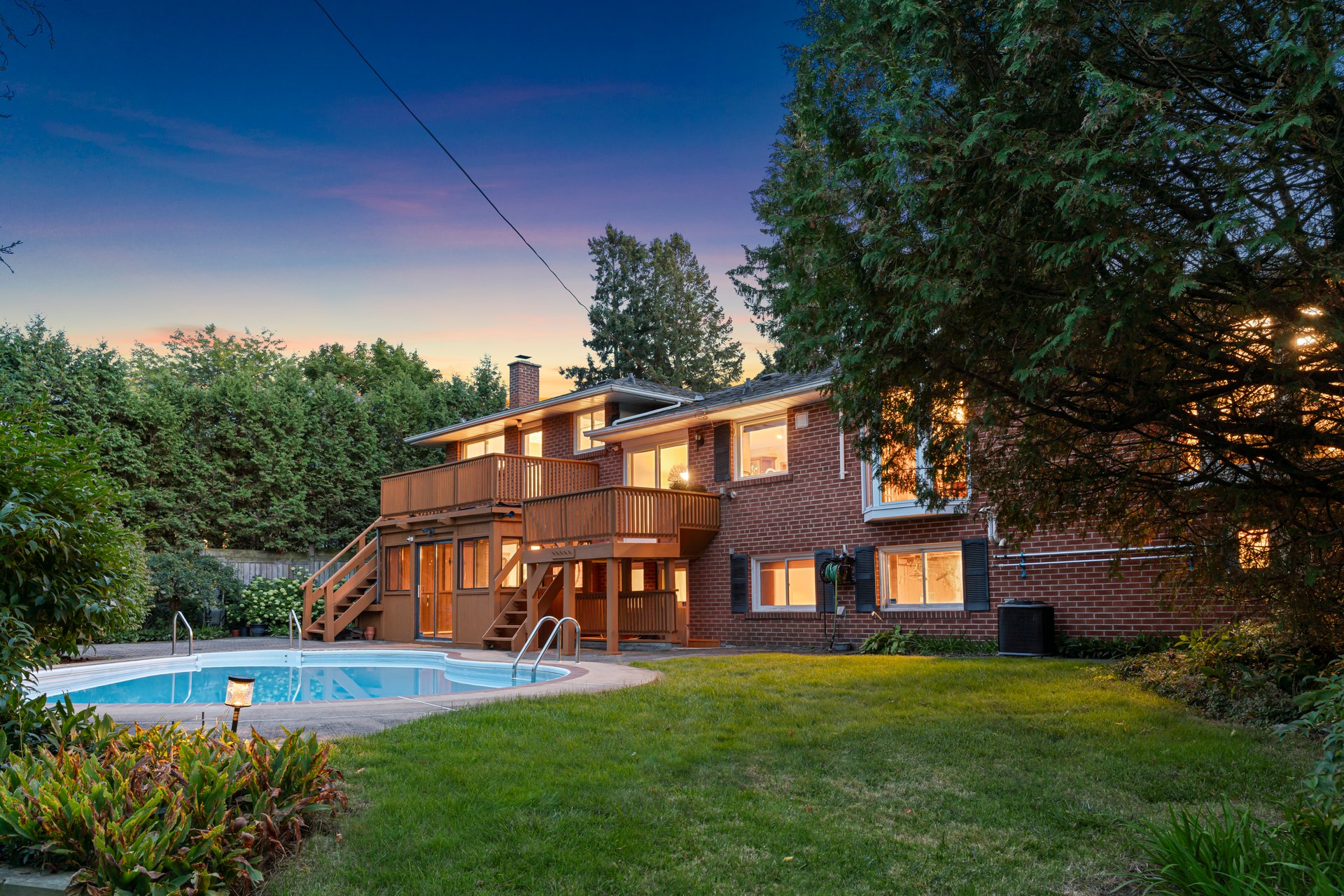 1605 Venetia Drive