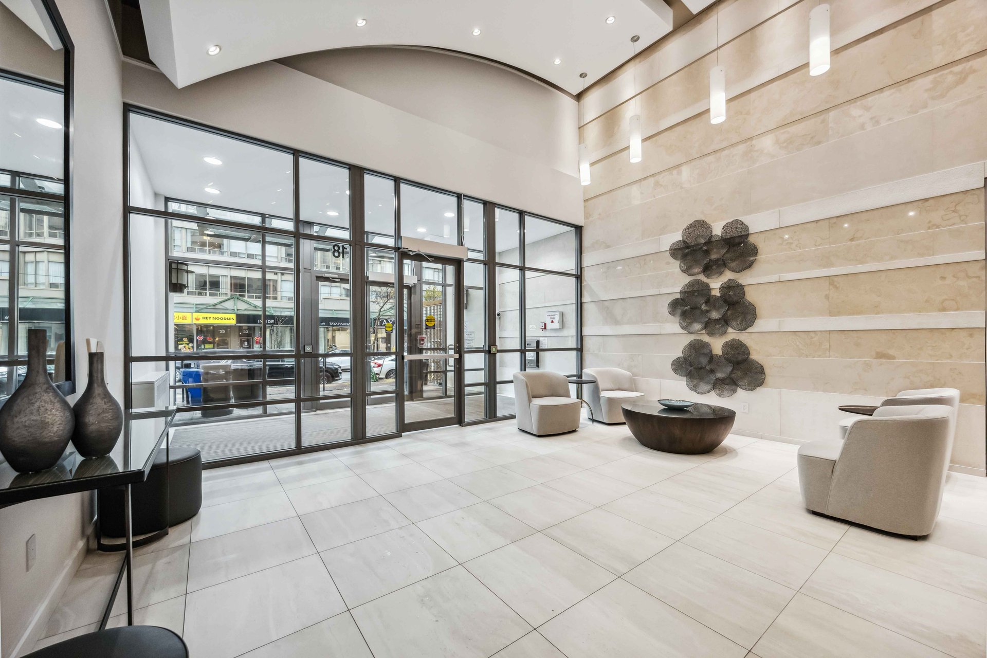 #109 - 18 Spring Garden Avenue, Toronto Unit: 109
