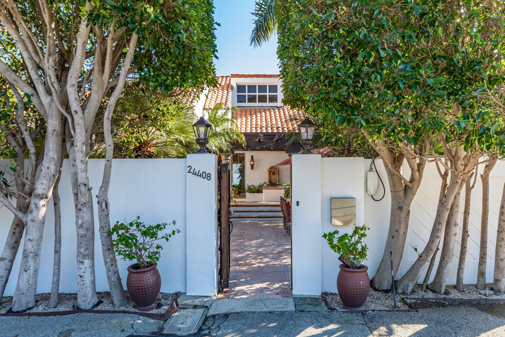 24408 Malibu Rd
