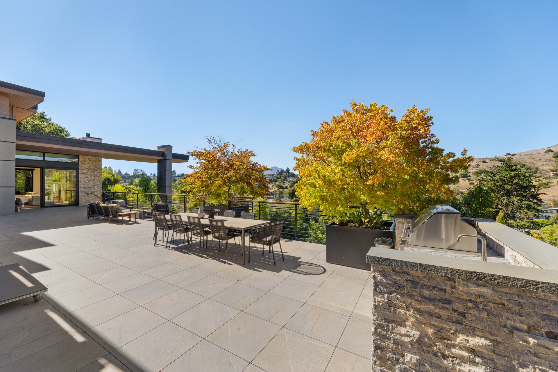 Modern Luxury - Completed in 2019