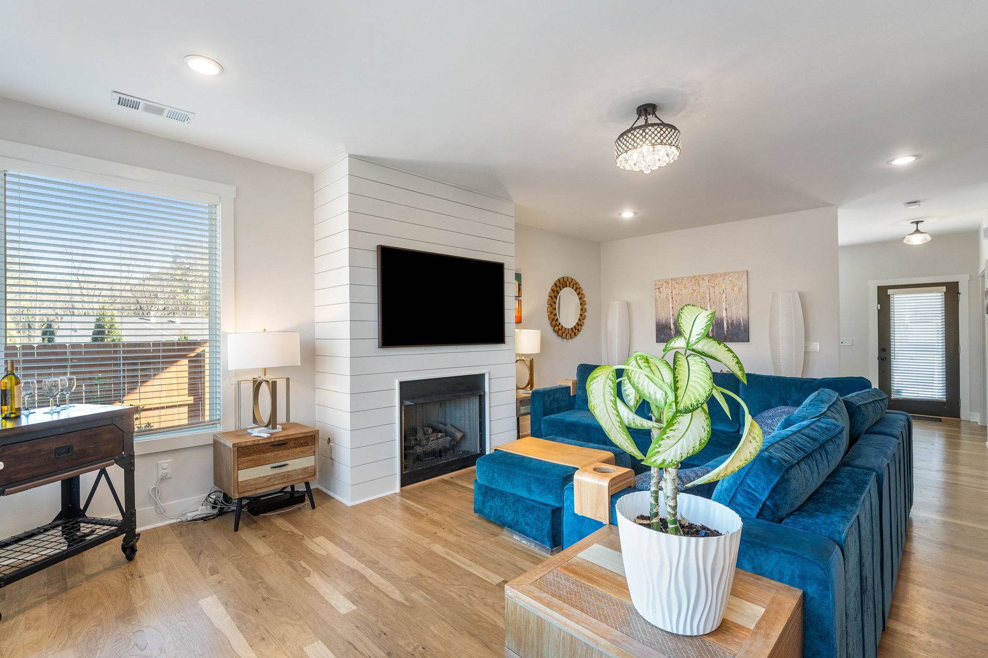 1736 Red Maple Ridge, Atlanta, GA 30316